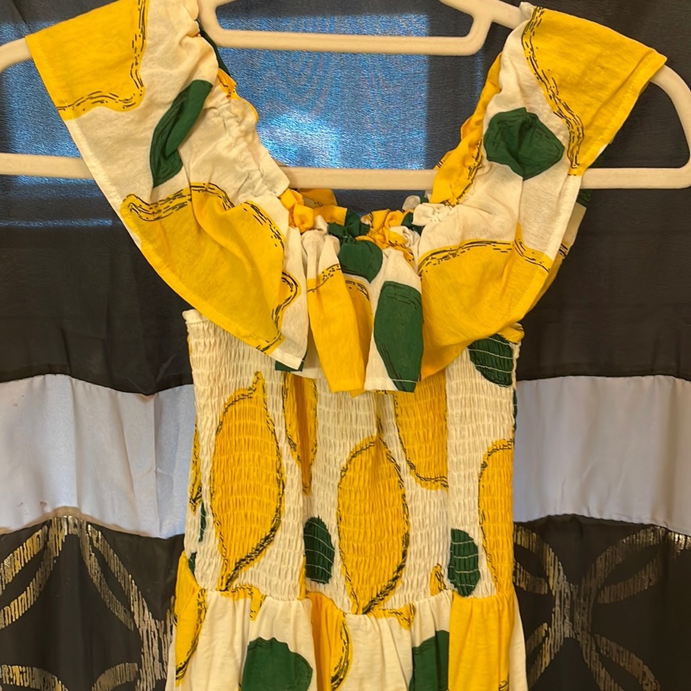 Lemon dress